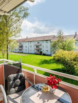 Charmante 4-Zimmer-Wohnung mit Balkon ins Grüne - ideal für Paare, Familien oder Homeoffice! - Villingen-Schwenningen