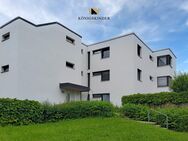 Wunderschöne 4,5 Zimmer-Wohnung mit Stil, sonnigem Balkon, EBK und großen Räumen in ruhiger Lage - Esslingen (Neckar)