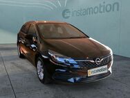 Opel Astra, Elegance, Jahr 2022 - München