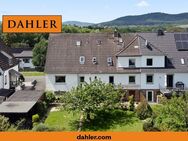 Zweifamilienhaus mit zusätzlichem Apartment und großem Garten in schöner Lage von Oberzwehren - Kassel