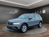 VW Tiguan, 2.0 TDI Elegance, Jahr 2021 - Geislingen (Steige)