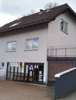 ++Eigennutzung oder Vermietung++ Vielseitiges Zweifamilienwohnhaus mit Gewerbeeinheit am Schlosspark von Melsungen - Melsungen