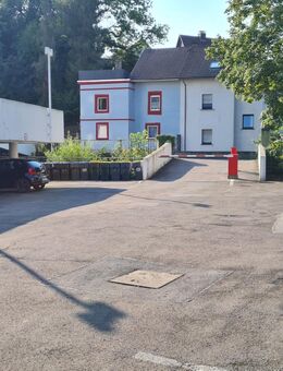 Teil überdachter Parkplatz zu vermieten in 58675 Hemer, Innenstadt - Hemer Zentrum