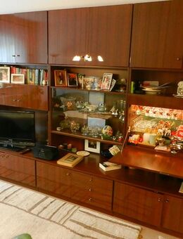 Haushaltsauflösung - Schrankwand, Ledercouch, Schlafzimmer - Bettüberbau - Erfurt