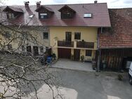 Hofstelle mit Bebauungsplan für einen 3 Spänner - Deggendorf