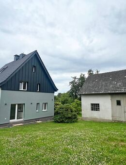 MODERNES, SANIERTES EINFAMILIENHAUS MIT SCHEUNE - PERFEKT EINGEBETTET IN DER NATUR! Einfamilienhaus - Waldbröl