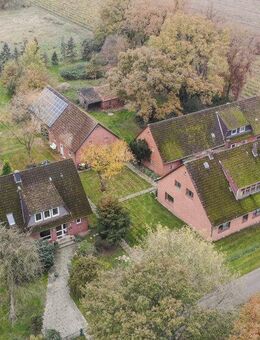 Grenzenlose Möglichkeiten: Charmantes Resthof-Anwesen mit 3 Wohnhäusern in Stuhr-Groß Mackenstedt! - Stuhr