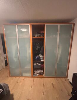 Kleiderschrank Holz - Lippstadt