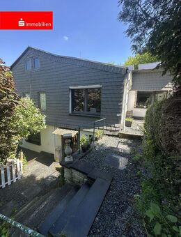 Familientraum mit Garten, Pool und viel Platz im Herzen von Greiz - Greiz