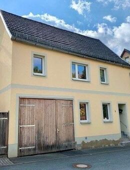 Älteres Wohnhaus mit Hofdurchfahrt ! - Reichenbach (Vogtland)