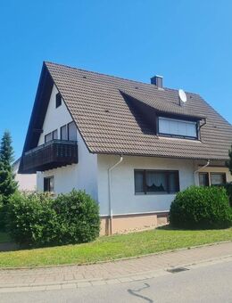 Charmantes Einfamilienhaus mit Garten in Heitersheim - Heitersheim