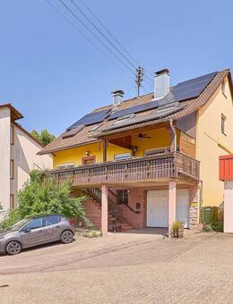 Teilsaniertes Einfamilienhaus mit Nebengebäuden in ruhiger Lage von Schönbrunn - Schönbrunn