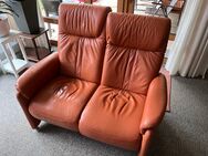 Ledersofa 2Sitzer zu verschenken - Oldenburg