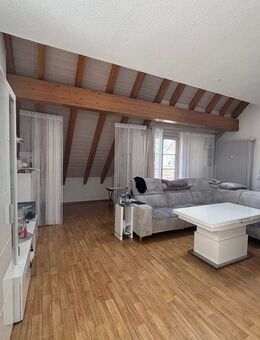 4,5-Zimmer-Dachgeschosswohnung in Steinen mit Dachterrasse - Steinen (Baden-Württemberg)