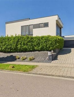 GRENZE L-WORMELDANGE: TOLLES WOHNHAUS / TOLLES GRUNDSTÜCK / 2 BÄDER / GROSSE GARAGE / TOP LAGE! - Wincheringen