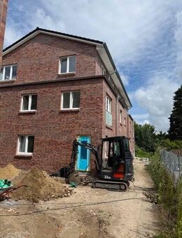 Neubau/Erstbezug in Lübeck (Energiestandard KfW55)!!! 3-Zimmer-Dachgeschoss-Wohnung mit Dachterrasse - Lübeck