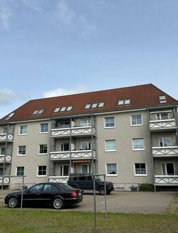 2-Raumwohnung im 1.OG mit Balkon - Neustrelitz