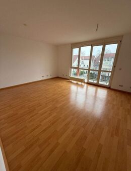 traumhafte 2 Raum Wohnung mit Balkon und Einbauküche +++TOP+++ Wohnpark Markkleeberg Rathenaupark - Markkleeberg