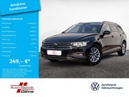 VW Passat Variant, 1.5 TSI Business, Jahr 2023 - Brandenburg (Havel)