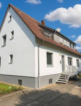 Ein Haus fürs Leben - Familienfreundliches Zweifamilienhaus mit großem Garten - Bempflingen