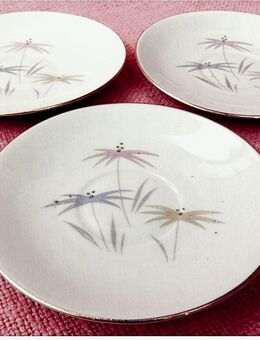 3 kleine Unterteller für Tassen - Mit Blumenmotiv - Porzellan Winterling Marktleuthen - Groß Gerau