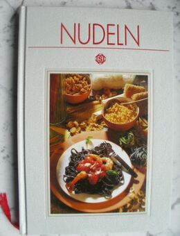 Sigloch Edition Kochbücher Nudeln Wein, R. Kissel, R. Gööck, A. Ettl, Fotos von H.-J. Döbbelin 3 Bücher zusammen 4,- - Flensburg