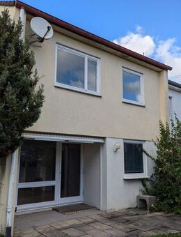 Gestalten Sie dieses gemütliche Reiheneckhaus nach Ihren tollen Vorstellungen! - Mutlangen