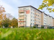 Große Wohnung mit Balkon und Einbauküche wartet auf Sie! - Görlitz