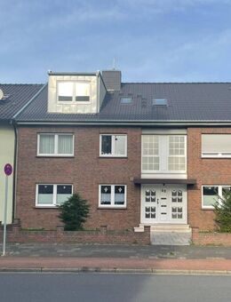 Erstbezug nach Sanierung - Großzügige 2 Zimmer Wohnung mit Kellerraum - Duisburg