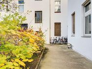 Sicher vermietete Kapitalanlage: Wohnung im ruhigen Seitenflügel in optimaler Südausrichtung - Berlin