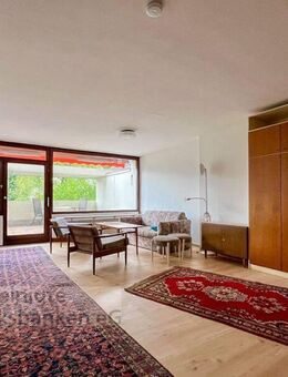 Lichtdurchflutete 1-Zimmer Wohnung mit Blick auf die Burg Bad Liebenzell - Bad Liebenzell