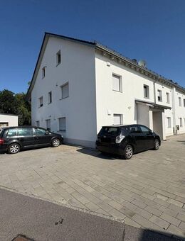 Langfristige Kapitalanlage auf Erbbaurecht - Modernes Mehrfamilienhaus mit Potenzial - Schwandorf