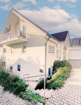 Imposantes Wohnhaus mit Einliegerwohnung und separatem Gästebereich - Friolzheim