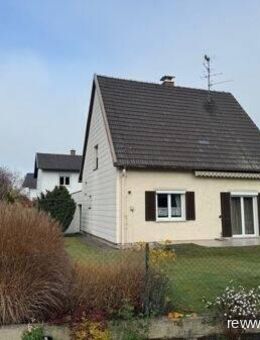Einfamilienhaus mit Garage in ruhiger Lage zu verkaufen - Mühldorf (Inn)