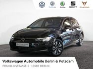 VW Golf, 2.0 TDI VIII Move App, Jahr 2023 - Berlin