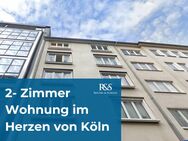 Zwei Zimmer Wohnung direkt am Stadtgarten. - Köln