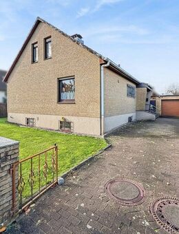 Modernisiertes EFH mit Garage, Vollkeller und Solaranlage in Buschkämpen - Bremerhaven