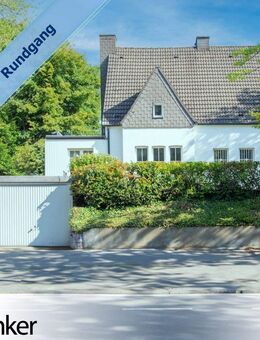 Blömker! Freistehendes Einfamilienhaus mit traumhaften Garten und zwei Garagen am Wittringer Wald! - Gladbeck