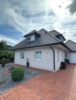 Top gepflegter Zustand! Großzügiger Bungalow mit Garage in Holte-Lastrup - Lähden