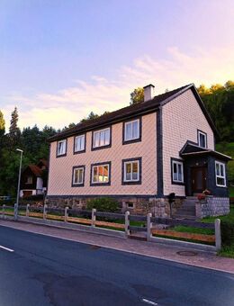 Einfamilienhaus für eine große Familie, bezugsfertig: dörfliches Glück mitten in der Natur - Schleusegrund