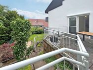 Schön aufgeteiltes Einfamilienhaus mit moderner Küche, Kamin und tollem Garten - Weissach