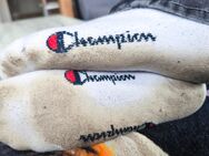 Stark getragene Tennis Socken von Champion - Leipzig