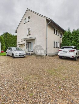 Großzügiges Mehrfamilienhaus mit Garten in ruhiger Lage - Extertal
