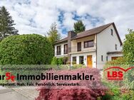 Geräumiges Familienhaus mit großzügigem Grundriss, gepflegtem Garten und Garage - Singen (Hohentwiel)