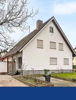 "Zweifamilienhaus mit Garten und Doppelgarage - Vielseitig nutzbar in ruhiger Lage" - Endingen (Kaiserstuhl)