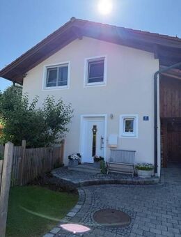 "ansprechendes freistehendes Eigenheim in Raubling" - Raubling