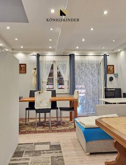 Teilrenoviertes Wohnhaus mit Werkstatt und Nebengebäude - Boms