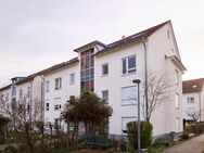 Junge 2,5-Zimmer-Wohnung mit Balkon und Tiefgaragenstellplatz in Stuttgart Bad Cannstatt - Stuttgart