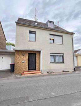 Pulheim: 1-3 Familienhaus in zentraler Lage! - Pulheim