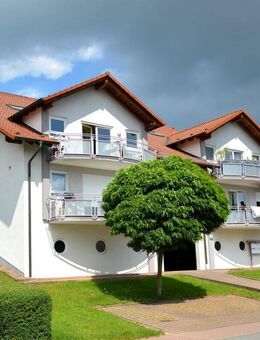 Attraktive 4-Zimmer-Erdgeschosswohnung mit Balkon, Terrasse & Fernblick in Top-Lage von Erbach - Erbach (Hessen)